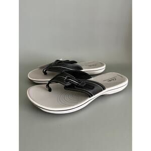 NWT Clarks Cloud Steppers Women’s Size 10 Fllip Flop Navy and White